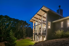 Web-Truro-Treehouse-Exterior-Night-3