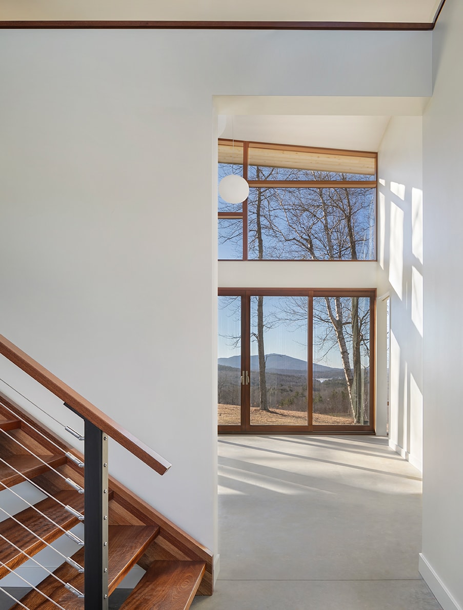 Acorn-Deck-House-mid-century-modern-custom-design-prefab-Monadnock-Retreat-11