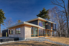 Acorn-Deck-House-mid-century-modern-custom-design-prefab-Monadnock-Retreat-8