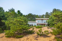 Acorn-Deck-House-mid-century-modern-custom-prefab-Seaside-1